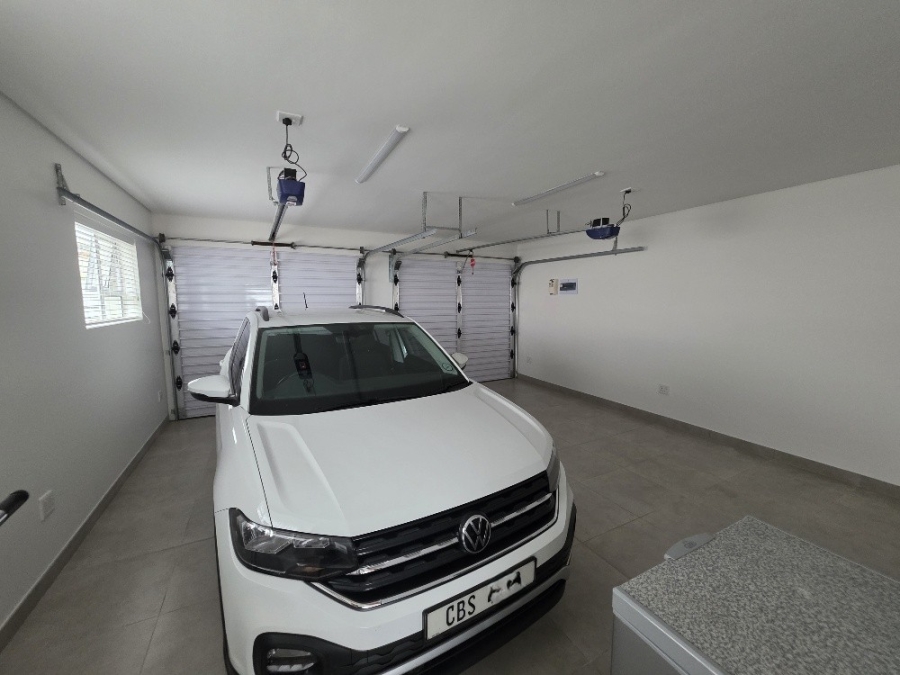 3 Bedroom Property for Sale in Dana Bay Western Cape